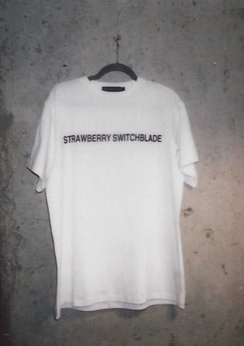 STRAWBERRY SWITCHBLADE T-SHIRT